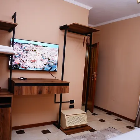 15 By Nam Nam 4* ティラナ