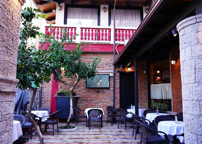 15 By Nam Nam 4* Tirana
