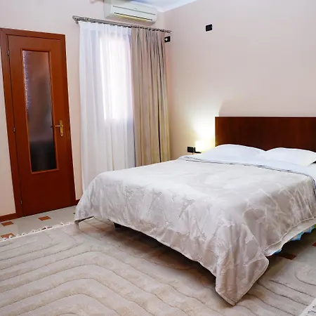 15 By Nam Nam 4* Tirana