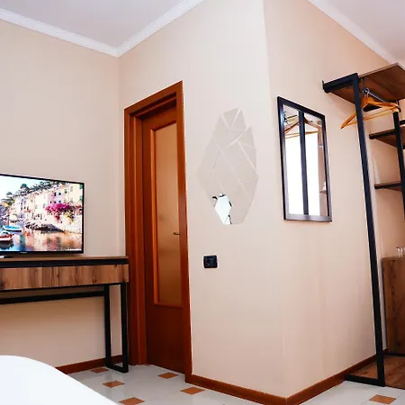 Hotel 15 By Nam Nam Tirana