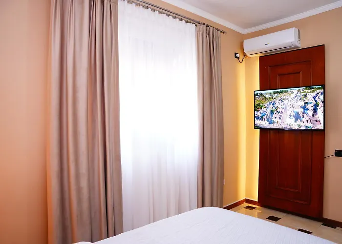 호텔 15 By Nam Nam 티라나