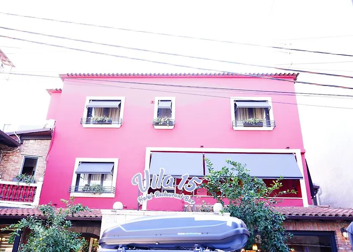 15 By Nam Nam 호텔 티라나