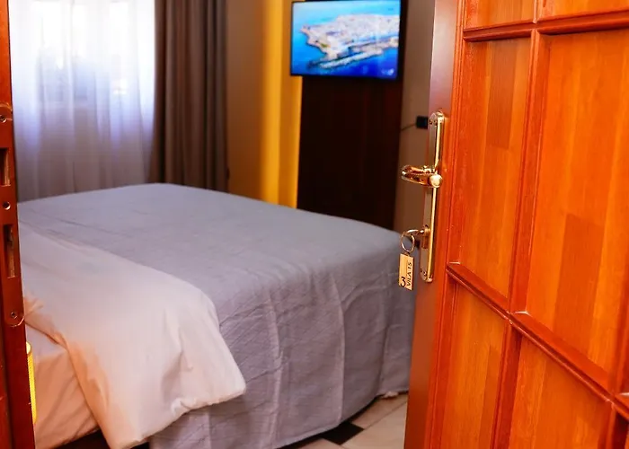 15 By Nam Nam 티라나