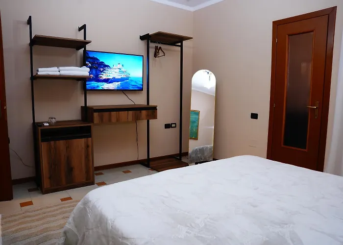 호텔 15 By Nam Nam 티라나