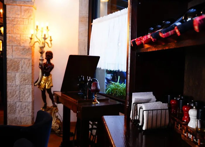 호텔 15 By Nam Nam