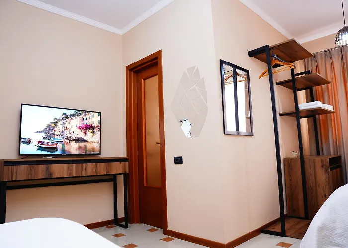 호텔 15 By Nam Nam 티라나