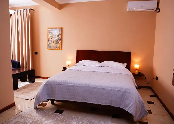 15 By Nam Nam 4* 티라나